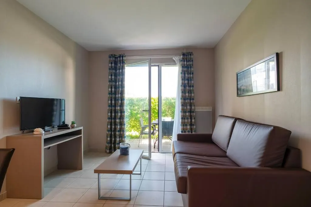 Les Thermes 404 - Appt Proche Plage Avec Piscine Partagee Concarneau